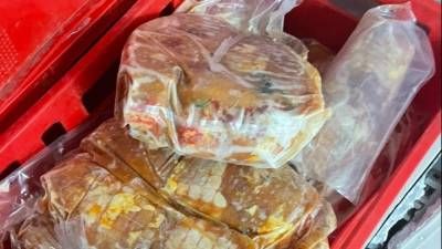 Κατάσχεση 3,5 τόνων ακατάλληλων κρεάτων στον Πειραιά - Ν. Χαρδαλιάς: Μηδενική ανοχή σε κυκλώματα που παίζουν με τη δημόσια υγεία