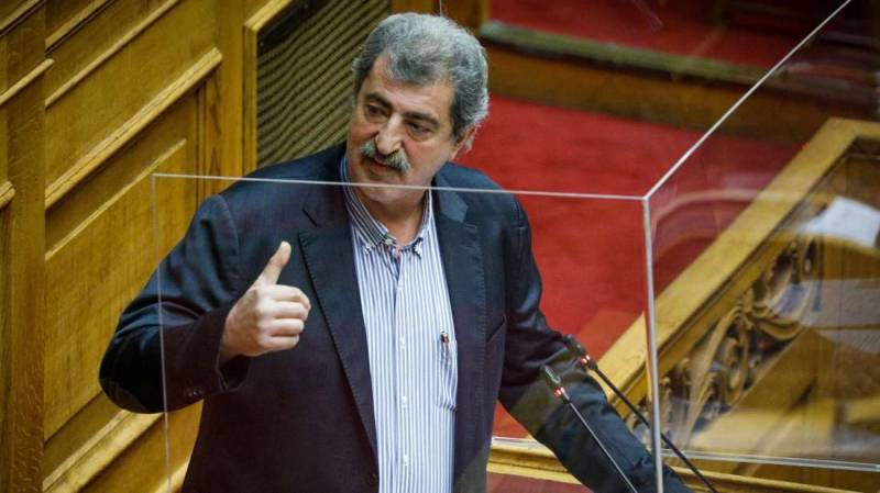 Πολάκης απειλεί Ανδρουλάκη: «Μη συνεχίσεις έτσι! Την επόμενη φορά θα είμαι λιγότερο ευγενής...»