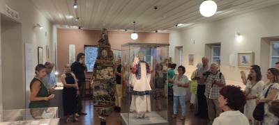 Λαογραφικό Μουσείο Κυπαρισσίας: Εγκαινιάστηκε το εικαστικό αφήγημα «Το Κυπαρίσσι»