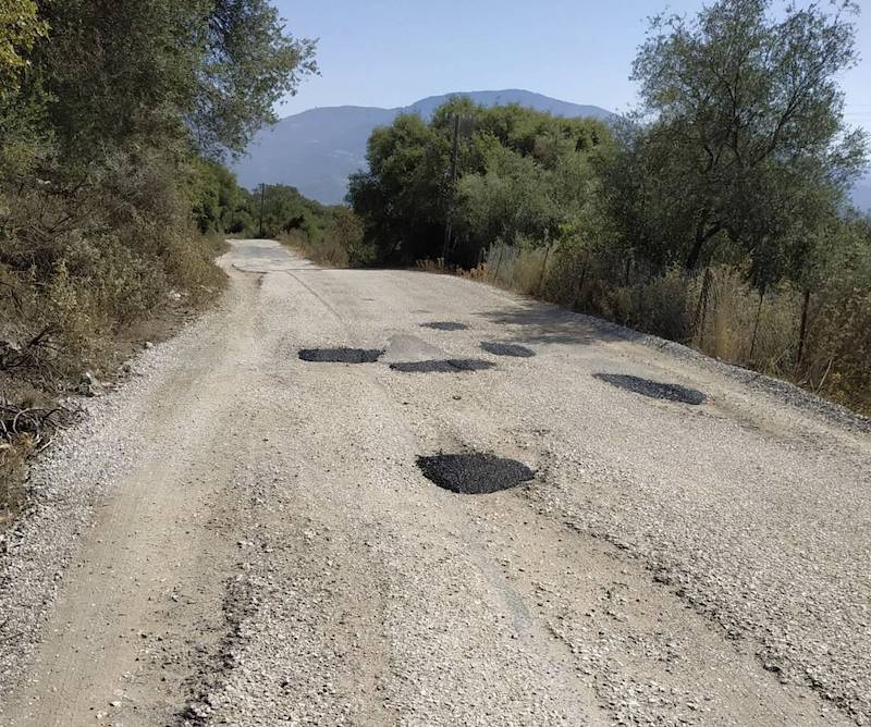 Διαμαρτυρία Ραυτοπουλαίων για… δήθεν ασφαλτοστρώσεις