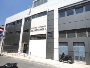 Απέκλεισαν τη ΔΟΥ Καλαμάτας ΠΑΜΕ και ΠΑΣΕΒΕ