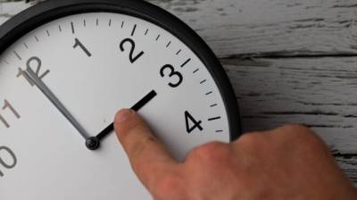 Αλλαγή Ώρας: Σε πόσες μέρες γυρίζουμε τα ρολόγια μας μία ώρα μπροστά