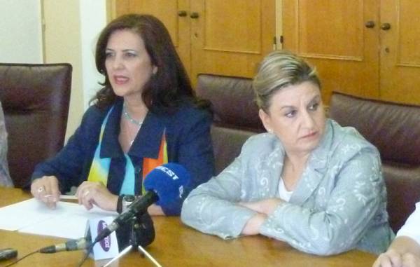 Αναστατώθηκε το Διοικητήριο από τις βρισιές: Νέο “μπούλινγκ” από Νικολάκου σε Αλειφέρη