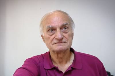 Δύσκολες ώρες στη ΜΕΘ για τον Μανώλη Μαυρομμάτη και τη σύζυγό του