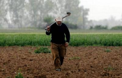 Τη Μεγάλη Εβδομάδα το υπόλοιπο της επιδότησης στους αγρότες