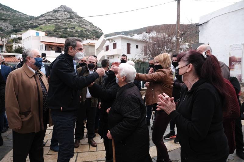 Μητσοτάκης: "Οριζόντιος για όλους όσους το επιθυμούν ο εμβολιασμός στα μικρά και ακριτικά νησιά" (βίντεο)