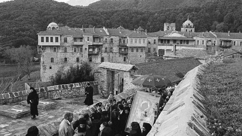 Εικόνες από το «Πάσχα στο Άγιον Όρος» στο πλαίσιο της «Λατρευτικής Εβδομάδας»