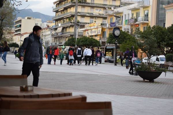 Ξεκίνησαν οι σχολικές εκδρομές προς την Καλαμάτα - Έρχονται μαθητές από διάφορα μέρη