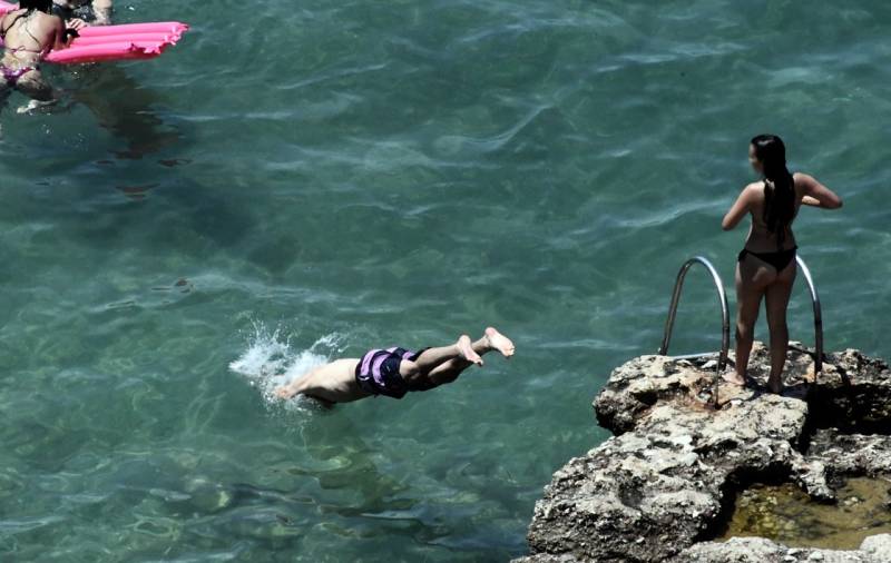 Καιρός: Έρχονται 45αρια - Σε ισχύ το Έκτακτο Δελτίο Επικίνδυνων Καιρικών Φαινομένων της ΕΜΥ (Βίντεο)