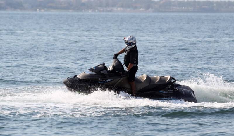 Απαγόρευση θαλάσσιων σπορ και τζετ σκι σε παραλίες της Αττικής