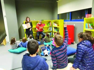 Ο Γιώργος Κουραβέλος στο Πειραματικό Δημοτικό