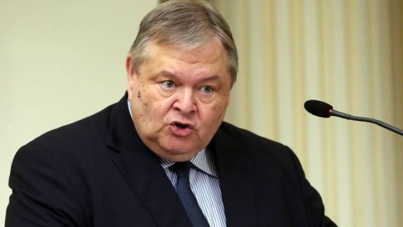 Ευάγγελος Βενιζέλος για τα εσωτερικά του ΚΙΝΑΛ: "Δεν υπάρχει ισχυρότερος λόγος από τη σιωπή"