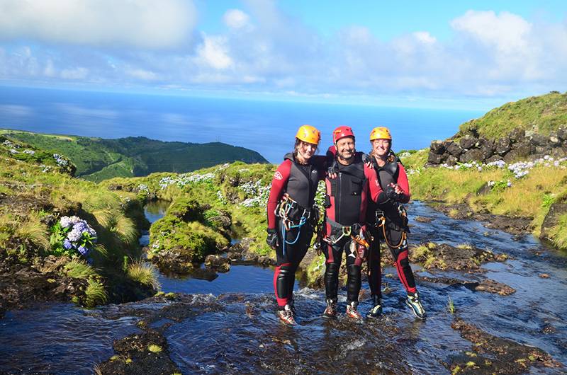 «Η Ελλάδα είναι ένας παράδεισος για καταβάσεις φαραγγιών» - ο Τσέχος που επισκέπτεται φαράγγια σε όλον τον κόσμο με την οικογένειά του