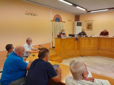 Δημοτικό Συμβούλιο Δυτικής Μάνης: Συνάντηση με υπουργό Υγείας για το Κέντρο Υγείας Αγίου Νικολάου (βίντεο)