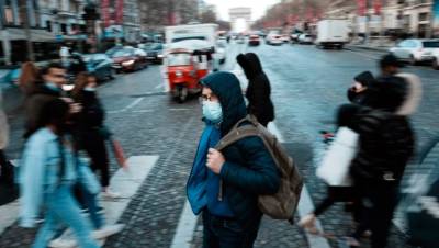 Γαλλία: Νέο ρεκόρ κρουσμάτων με πάνω από 200.000 μολύνσεις σε μια ημέρα
