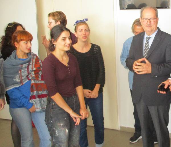 Σπουδαστές στο Δημαρχείο