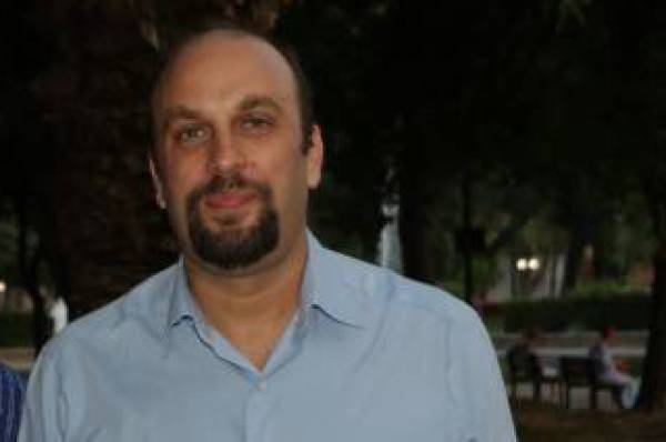 Οι προτεραιότητες του Δημήτρη Οικονομάκου για την Καλαμάτα - Ο υποψήφιος δήμαρχος απαντά σε ερωτήματα της &quot;Ε&quot;