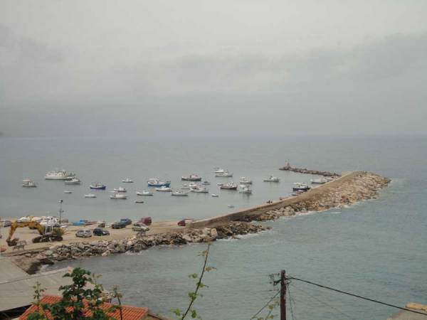 Δημοπρασία έργων στο λιμάνι Κορώνης