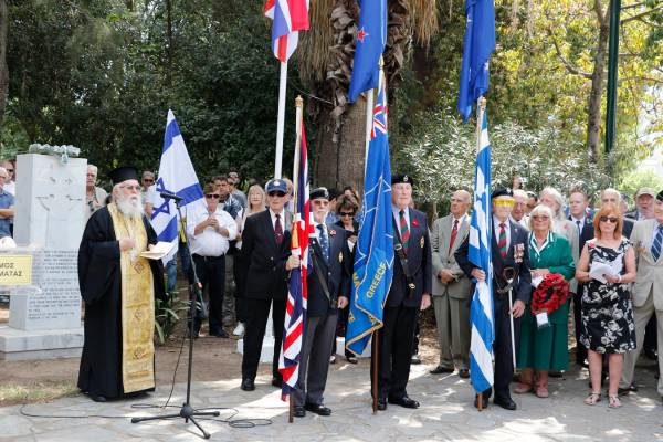 Συγκίνηση στις εκδηλώσεις για την επέτειο της Μάχης της Καλαμάτας (βίντεο)