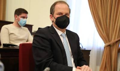 Kαραμανλής: Ο Πειραιάς θα γίνει συγκοινωνιακός κόμβος – Μέσα στο 2022 λύση στην υπογειοποίηση της Γραμμής 1