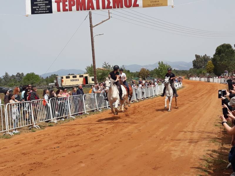 Μεσσηνία: Με επιτυχία και φέτος οι ιπποδρομίες στο Πλατύ (φωτογραφίες)