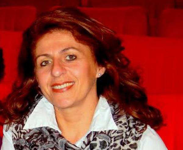 Αγγελική Ρουμελιώτου: "Η κρίση χτυπά ανελέητα όλες τις περιοχές"