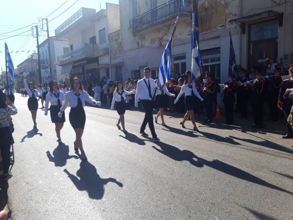 Με λαμπρότητα ο εορτασμός της 28ης Οκτωβρίου στους Γαργαλιάνους (φωτογραφίες)