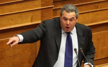 Καμμένος στην "Ελευθεροτυπία": "Να παραιτηθεί ο Παπούλιας, για να πάμε σε εκλογές"