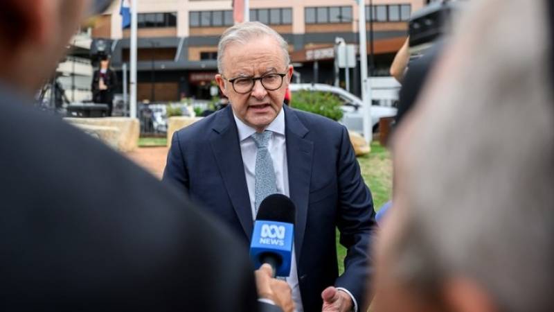 Ο πρωθυπουργός της Αυστραλίας επισκέφθηκε τον «ήρωα» της παραλίας Μπόνταϊ