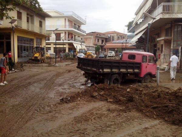 Η Μεσσηνία μετράει τις πληγές της μετά τη θεομηνία (φωτογραφίες)