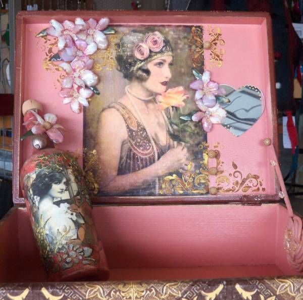 «Ρεσάλτο στο πλοίο του χρωματόκοσμου» της Ειρήνης Φουρτούνη στην "Ευμάρεια"