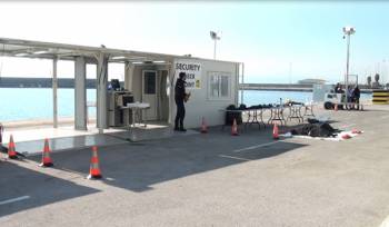 Εξοπλισμός ασφαλείας στο λιμάνι της Καλαμάτας