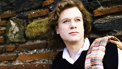 Ο Πέτρος Γαϊτάνος στο Μέγαρο Χορού Καλαμάτας