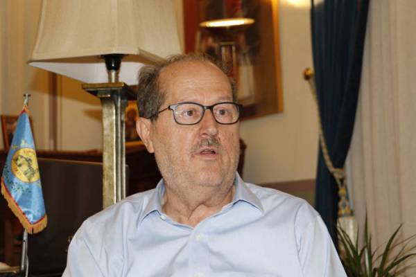 Η εικόνα της επάρκειας πνίγηκε  στη λάσπη της νεροποντής