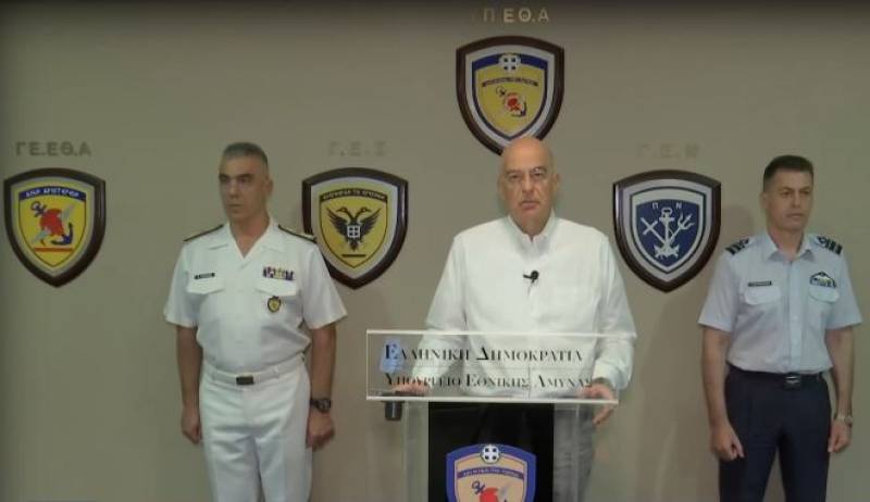 Δένδιας: Κατεπείγουσα ΕΔΕ για τις εκρήξεις σε αποθήκη πυρομαχικών (βίντεο)