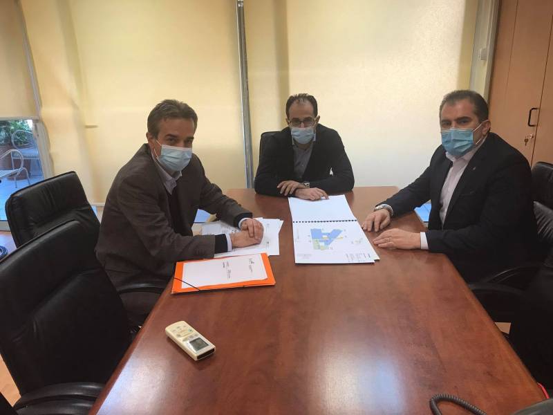 Επισκευές Δημοτικών Σχολείων Ανω και Κάτω Αμφειας