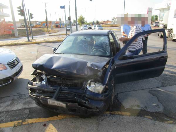 Τροχαίο με τραυματισμό στη Νέα Είσοδο Καλαμάτας
