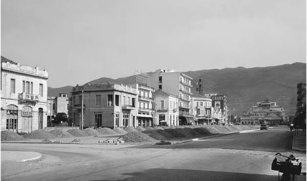 Η ανάπλαση της κεντρικής πλατείας το 1973
