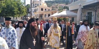 Η γιορτή του Αγίου Πνεύματος στην Ανω Πόλη της Κυπαρισσίας
