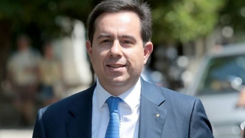 Ν. Μηταράκης: Τα πλωτά φράγματα ισχυρό μήνυμα στην πολιτική μείωσης των ροών