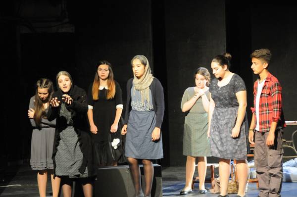 "Η ηλικία της νύχτας" από τα “Εκπαιδευτήρια Μπουγά”