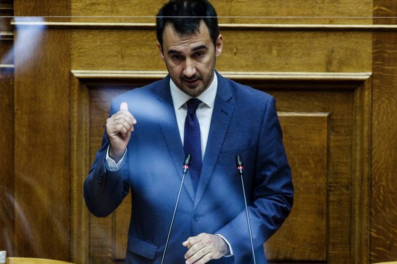 Χαρίτσης: "Η κυβέρνηση ετοιμάζεται να δημιουργήσει έναν νέο κύκλο μαζικών πτωχεύσεων νοικοκυριών και επιχειρήσεων"