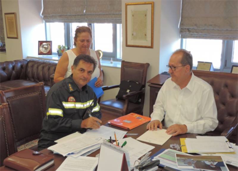 Παραχωρεί πυροσβεστικό όχημα για την αντιπυρική περίοδο ο Δήμος Καλαμάτας