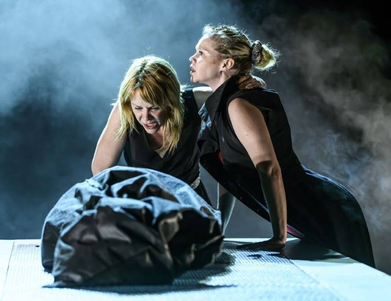 Η “Αντιγόνη” του Σοφοκλή αύριο στην Καλαμάτα