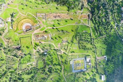 Για πολλοστή φορά τα αναδεικνύει ο Πέτρος Θέμελης: Τα αναγκαία έργα για επιβίωση τα Αρχαία Μεσσήνης