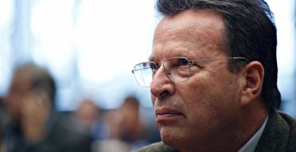 Γιώργος Κύρτσος: «Βρέχει» ανάπτυξη και απασχόληση στην Ε.Ε. αλλά η Ελλάδα κρατάει «ομπρέλα» ΣΥΡΙΖΑ