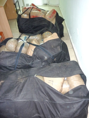 Συνελήφθη 42χρονος Αλβανός στην Κορινθία που μετέφερε πάνω από 107 κιλά χασίς