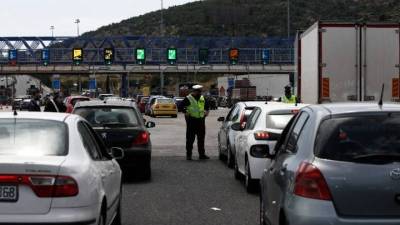 Αυξημένα μέτρα της Τροχαίας σε όλη την επικράτεια για το τριήμερο του Αγίου Πνεύματος- Απαγόρευση κυκλοφορίας των φορτηγών άνω των 3,5 τόνων