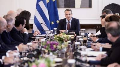 Μητσοτάκης: Διπλή αποστολή της κυβέρνησης να πρωτοστατεί στην ανάπτυξη και να στηρίζει τους πολίτες