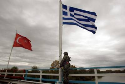 Τούρκοι συνέλαβαν δύο Έλληνες στρατιωτικούς στον Εβρο